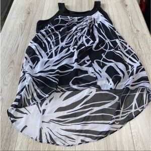 Dressbarn Black and White Tank Top sleeveless top